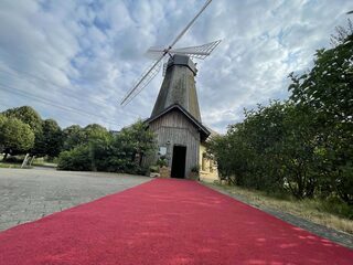 Roter Teppich Hochzeit Glessener Mühlenhof